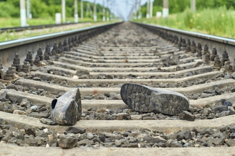 Driver injured, 2 workers feared trapped after goods train collides in MP's Shahdol