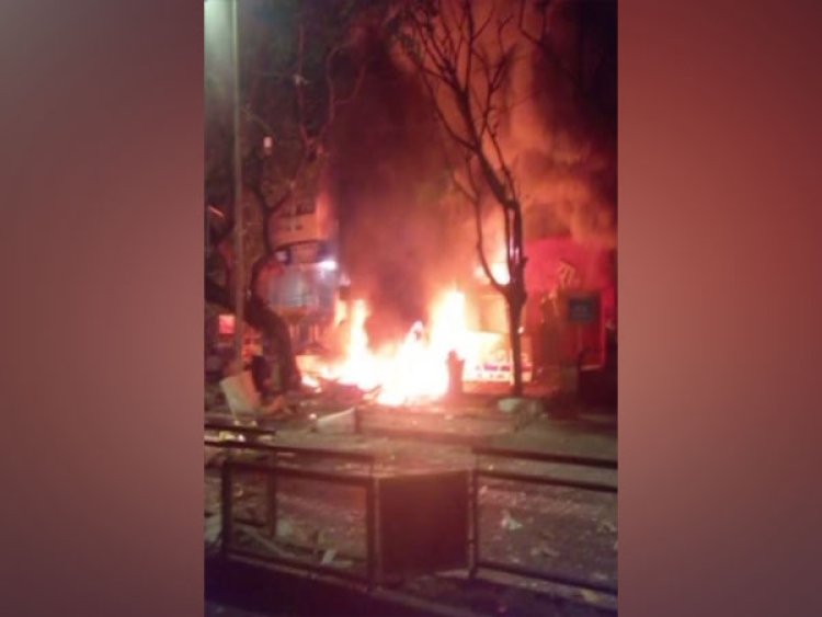 Major fire guts three shops on Pune-Satara Road, 2 injured