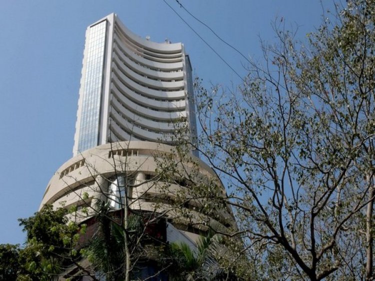 Midday market update: Sensex surges 399 points; Reliance jumps 2pc