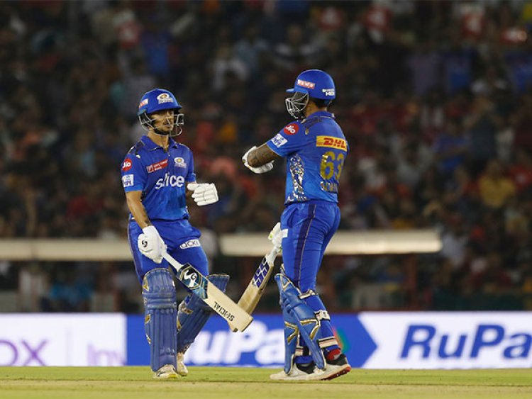 Mumbai Indians becomes first team to chase 200 plus consecutive targets in IPL