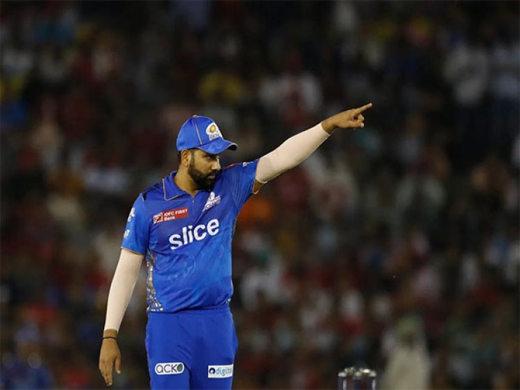 You can go flat no matter who you are: Ravi Shastri on MI captain Rohit Sharma