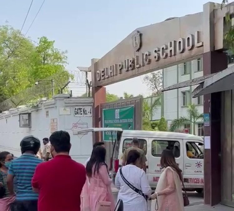 Delhi school receives bomb threat, search underway
