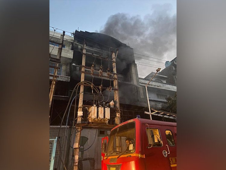 Fire breaks out at shoe factory in Delhi