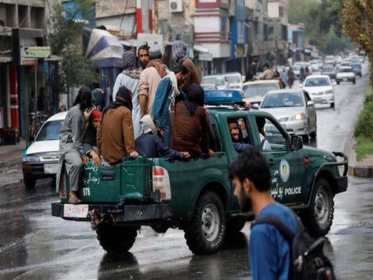 Afghan drivers criticise fuel price hike, call on Taliban to pay attention