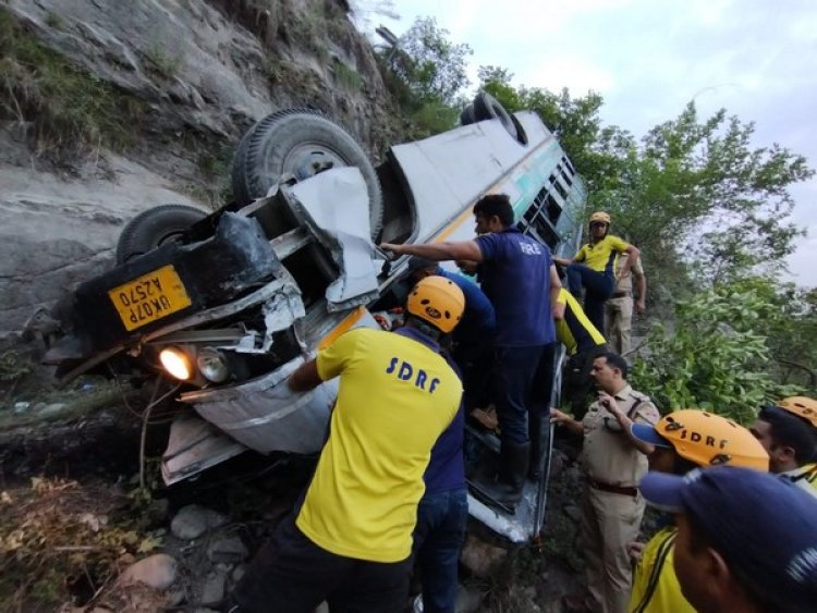 Uttarakhand: 2 dead 4 injured after bus veers off road in Haridwar