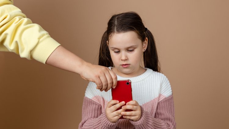 Another US state bans kids from social media without parental consent