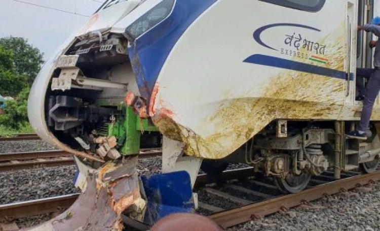 UP: Man dies after being hit by Vande Bharat Train going to Delhi from Varanasi