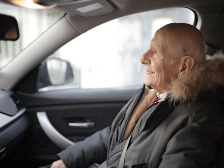 Aged drivers with cognitive impairment run higher risk of collision: Study