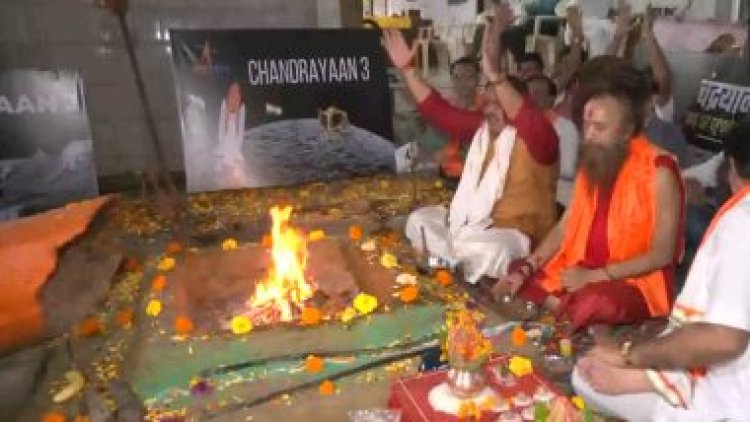 Chandrayaan-3: Havan performed at Varanasi's Kamakhya Temple for success