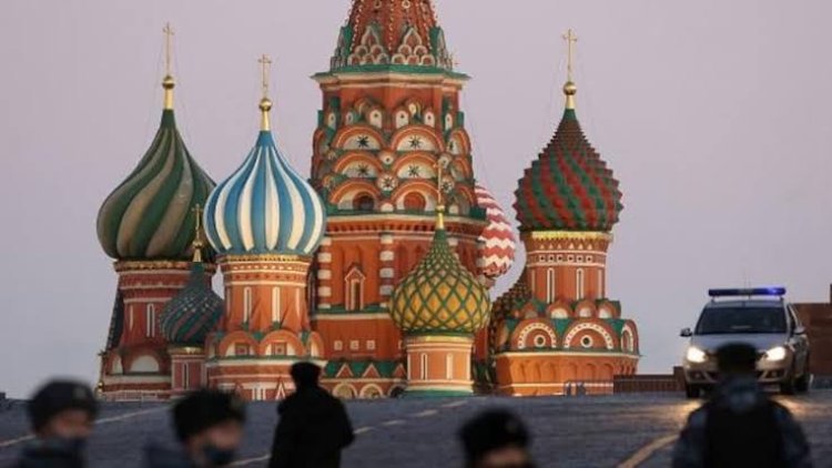Moscow makes bid to woo tourists, Foreign Tourist Card in the works