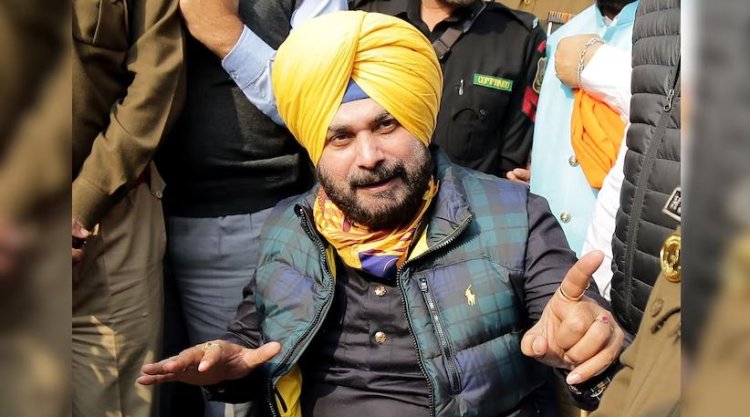 Party's word supreme: Sidhu to Punjab Cong leaders opposing AAP alliance