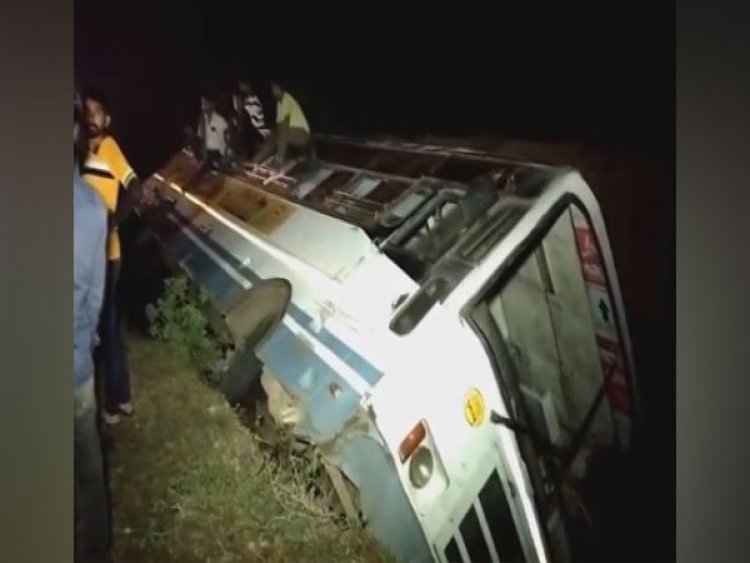 40 injured after state bus overturns in Gujarat's Lakhtar taluka: Officials
