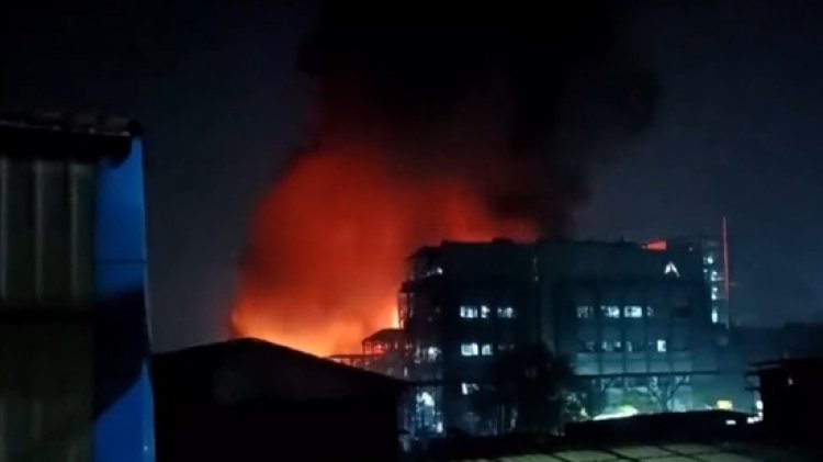 Gujarat: 24 injured after fire breaks following blast in Surat chemical factory