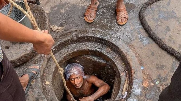 Over 400 died while cleaning septic tanks, sewers in India between 2018-23