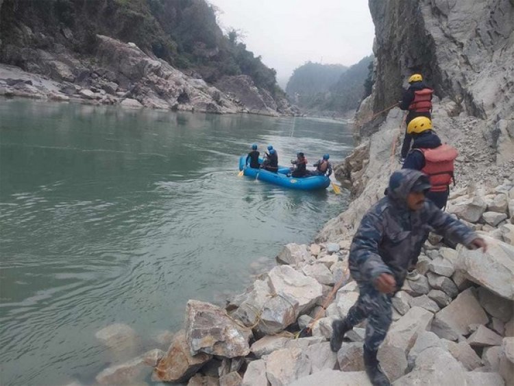 Jeep with Indian number plate found inside Trishuli River in Nepal