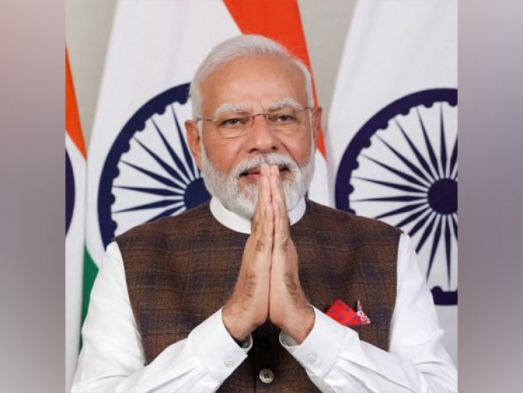Prime Minister Modi pays tribute to Subhas Chandra Bose on Parakram Diwas