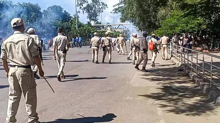 Mob of 300-400 attempts to storm SP office in Manipur, internet suspended