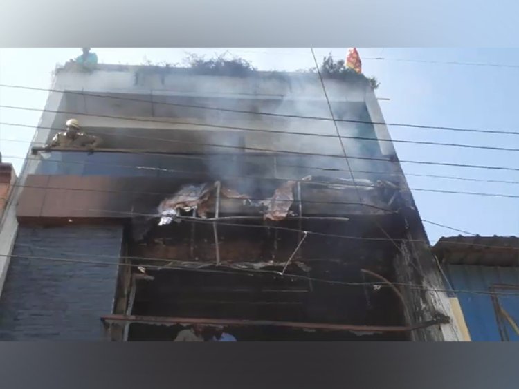 Fire breaks out in grocery shop in MP's Indore; 1 dead, 2 injured