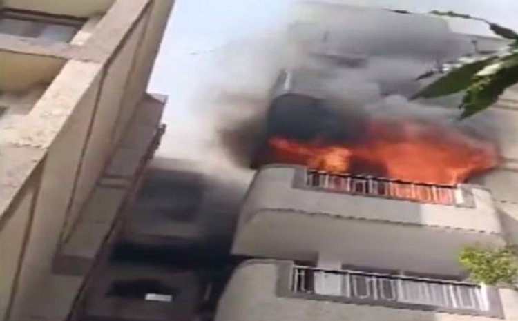 Fire breaks out in apartment in Delhi's Dwarka