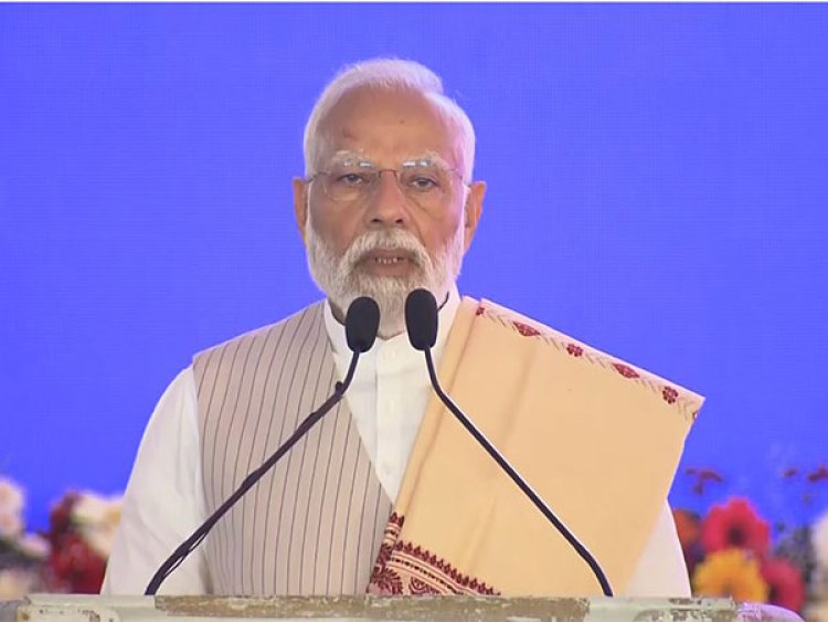 "Railways part of glorious history of Bengal, but..." PM Modi