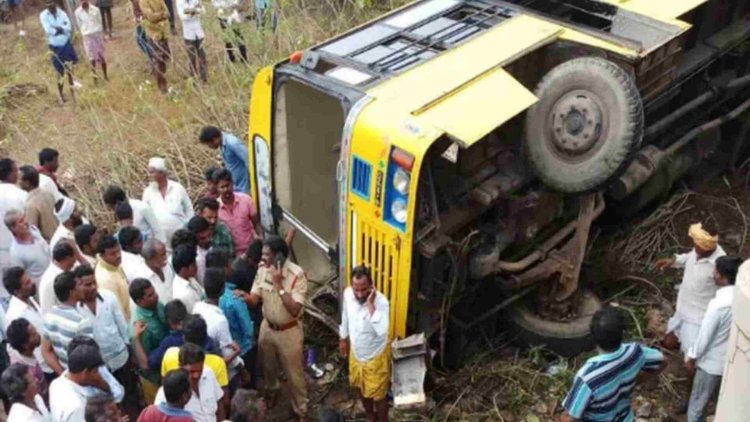 School bus overturns in Ranchi, several students injured
