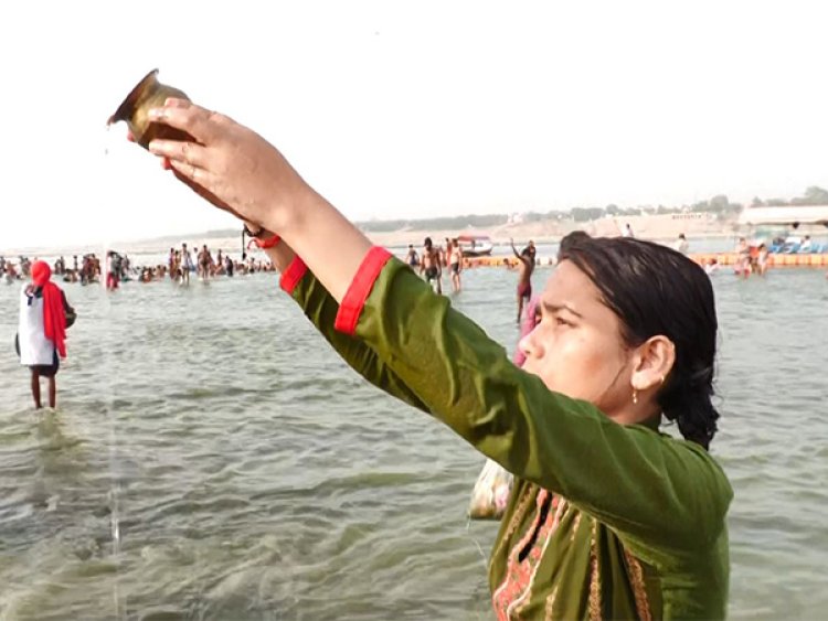 Devotees take holy dip in Prayagraj's 'Sangam' on occasion of Ganga Dussehra