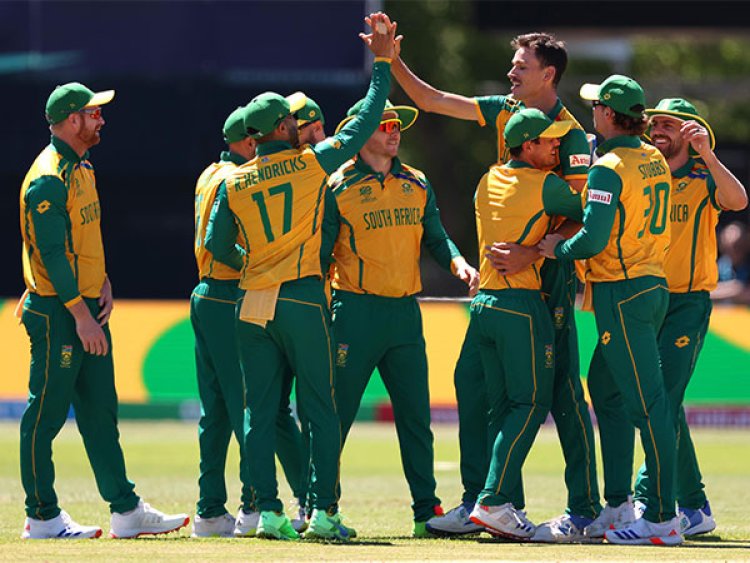 T20 WC: All-round South Africa overcome semifinal curse, end Afghanistan's dream run with 9 wicket win to reach finals