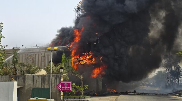 Fire engulfs building in Delhi's Mayur Vihar, no casualties reported