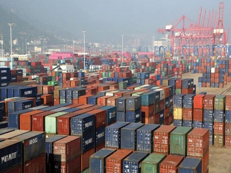 India's Apr-Jun quarter exports cross USD 200 bln, government optimistic of reaching USD 800 bln annual target