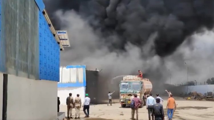 Gujarat: Fire breaks out at electronic gadget manufacturing company in Kutch