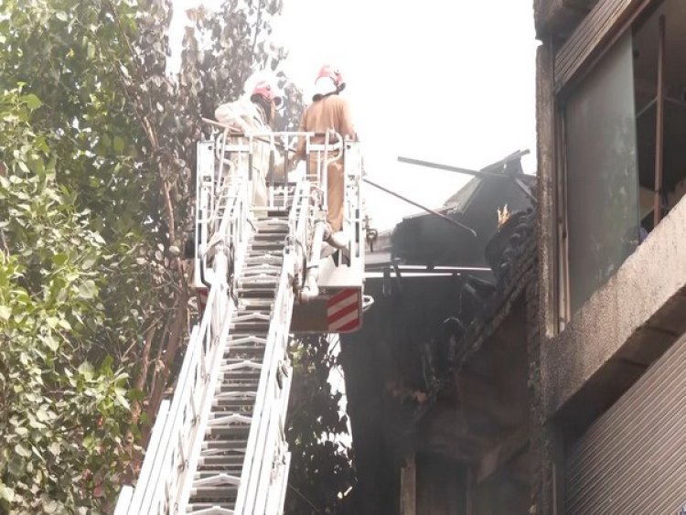 Delhi: Fire at furniture shop in Nabi Karim doused; cooling operation underway