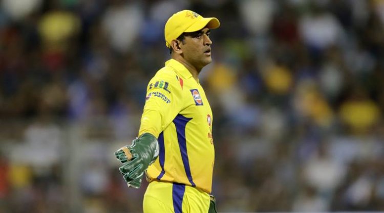 Dhoni faces flak for on-field argument with umpires