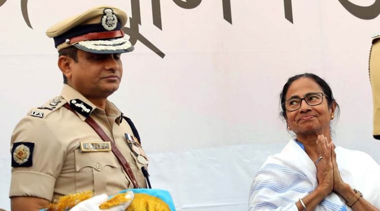 EC transfers seven police officers in West Bengal