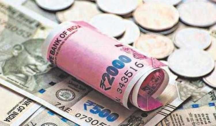 Rupee slips 21 paise to 69.64 vs USD in early trade