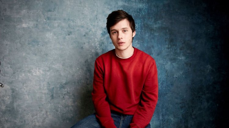 Nick Robinson to star opposite Kiersey Clemons in 'The Language of Flowers'