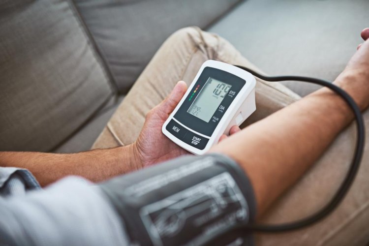People with hypertension need to be careful while monitoring their BP at home