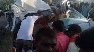 6 killed, 10 hurt in SUV-truck collision in Chhattisgarh
