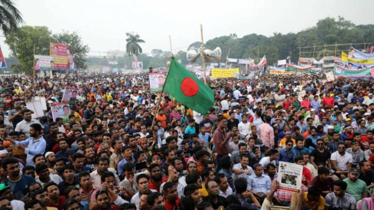 Bangladesh halts visas for Pakistani nationals amid diplomatic impasse