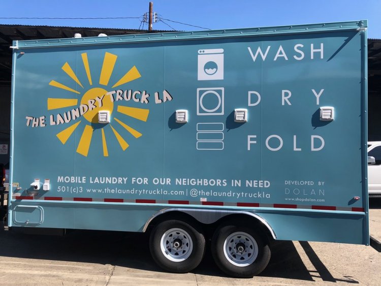 Connecticut Entrepreneur Helps Los Angeles Homeless Have Access to Clean Clothes
