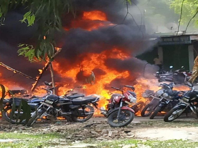 2 cars, 8 bikes destroyed in fire