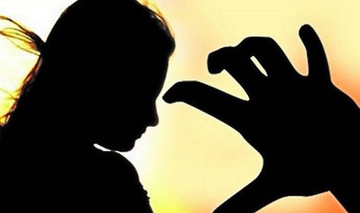 Maha teen accuses man of rape, confinement, assault