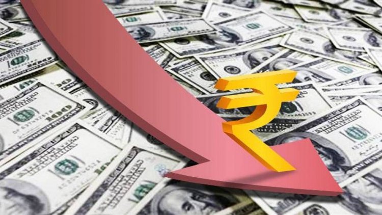 Rupee slips 4 paise to 69.38 vs USD in early trade