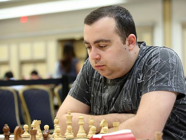 GM Petrosian leads after Round 8