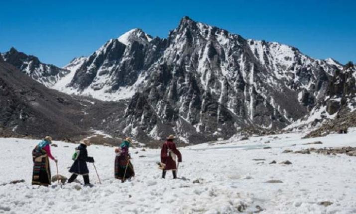 First batch of Kailash-Mansarovar pilgrims reaches China