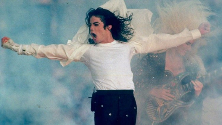 Tributes to Michael Jackson flow on 10th death anniversary