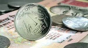 Rupee falls 16 paise to 68.67 vs USD in early trade