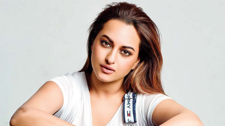 Have been able to achieve balance between commercial and parallel cinema: Sonakshi