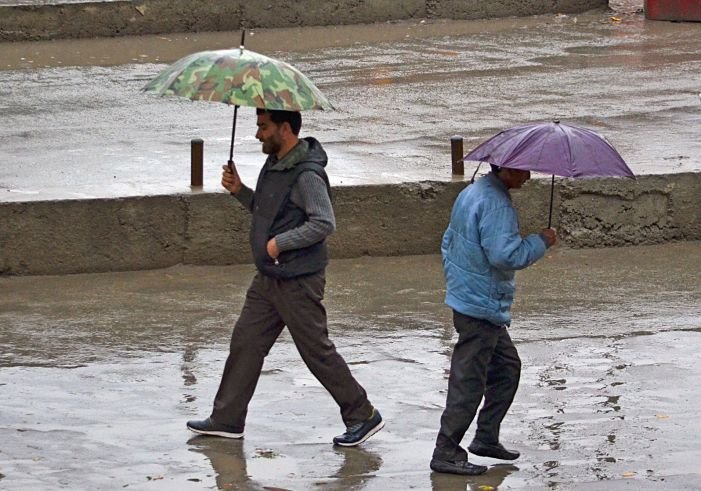 Rains being relief from hot, humid weather in Kashmir