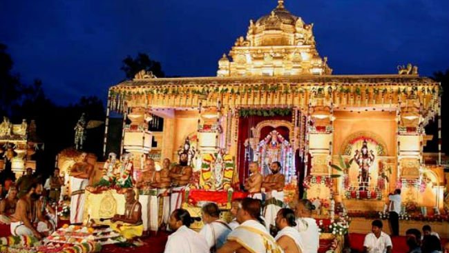 2 NRIs offer Rs.14 crore donation to Lord Balaji temple