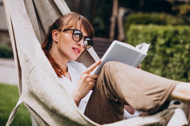 World Book Lover’s Day Special: How to develop the habit of reading